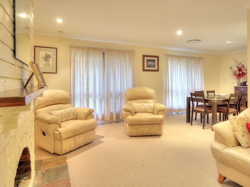 8 Hood Court, Forestdale QLD 4118