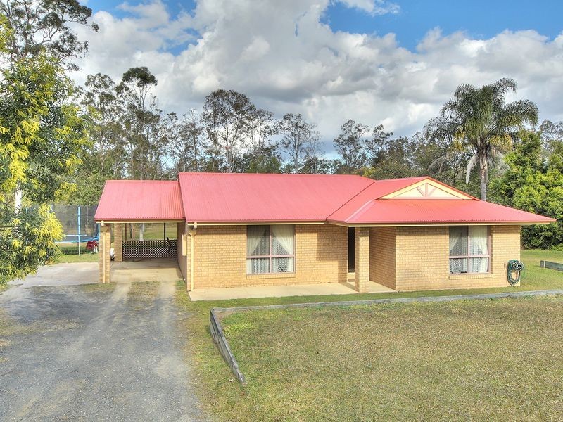 176 Merluna Road, Park Ridge South QLD 4125