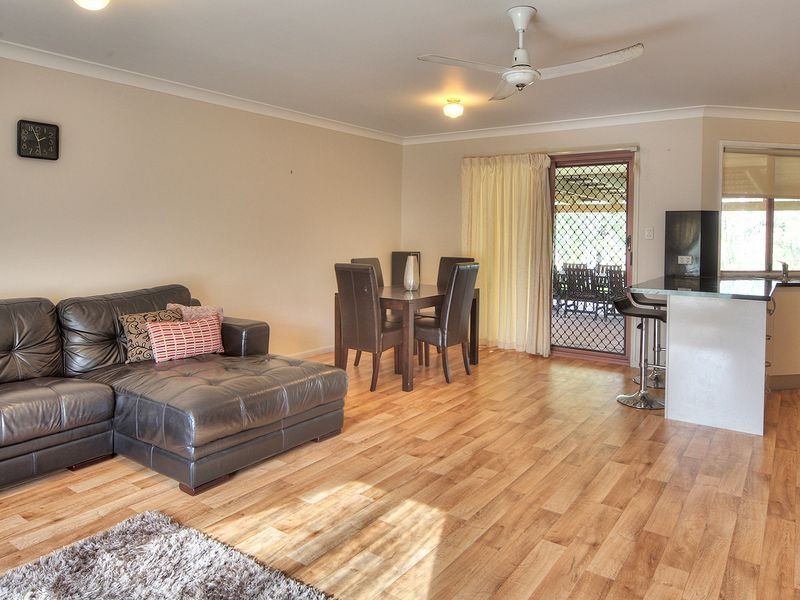 176 Merluna Road, Park Ridge South QLD 4125