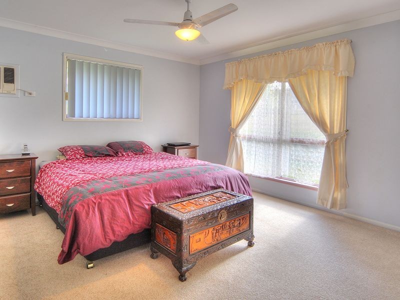 176 Merluna Road, Park Ridge South QLD 4125