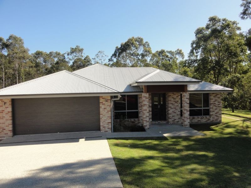 10 Bradley Court, Greenbank QLD 4124