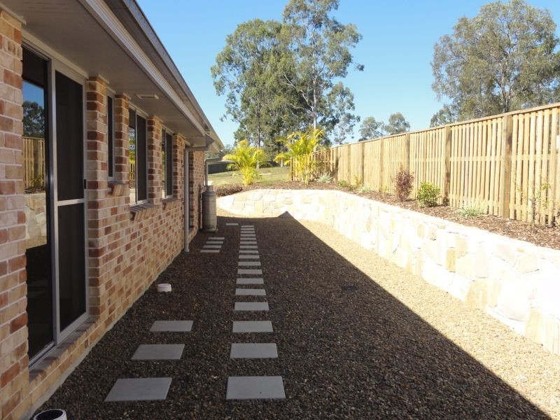 10 Bradley Court, Greenbank QLD 4124