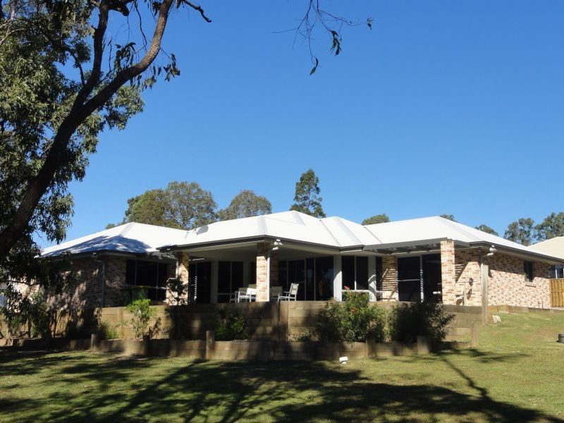 10 Bradley Court, Greenbank QLD 4124