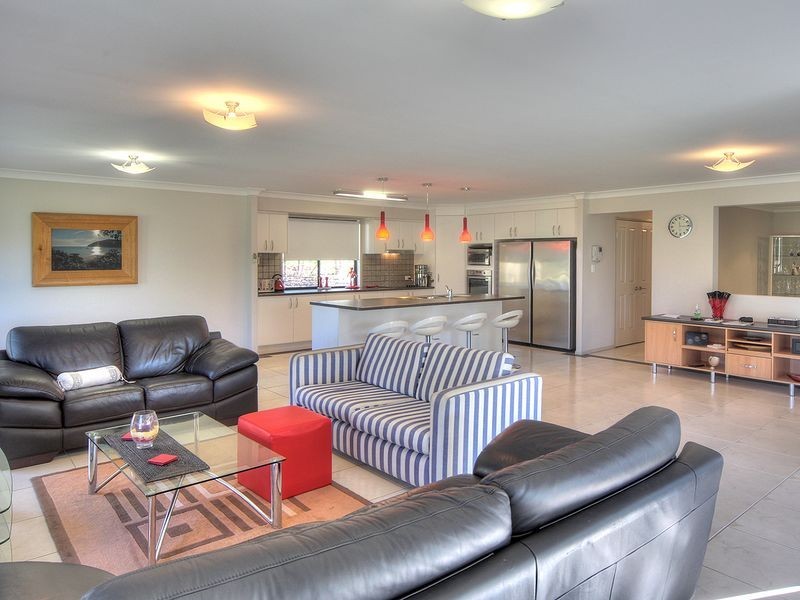 213 Spinebill Drive, Greenbank QLD 4124