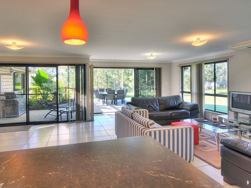 213 Spinebill Drive, Greenbank QLD 4124