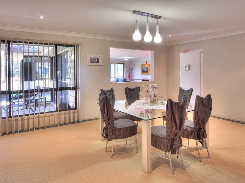 213 Spinebill Drive, Greenbank QLD 4124