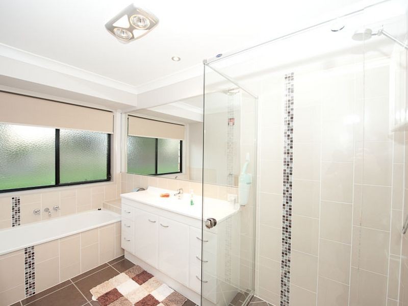 213 Spinebill Drive, Greenbank QLD 4124