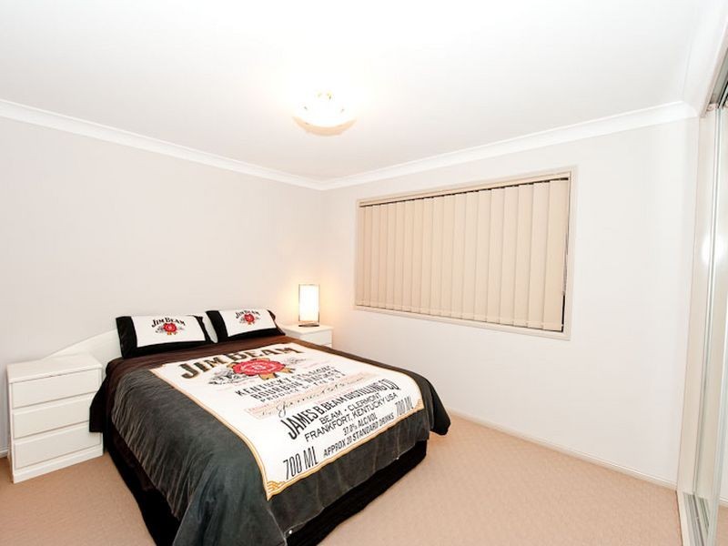 213 Spinebill Drive, Greenbank QLD 4124