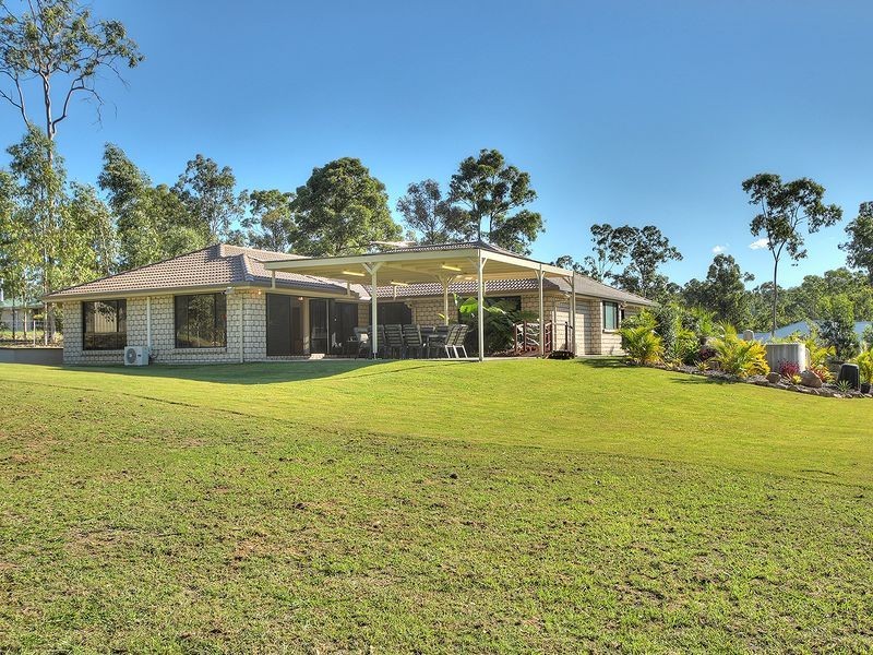 213 Spinebill Drive, Greenbank QLD 4124