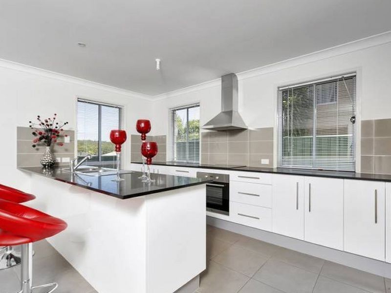 35 Woodview Street, Browns Plains QLD 4118