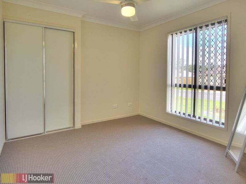 7 Dily Street, Hillcrest QLD 4118