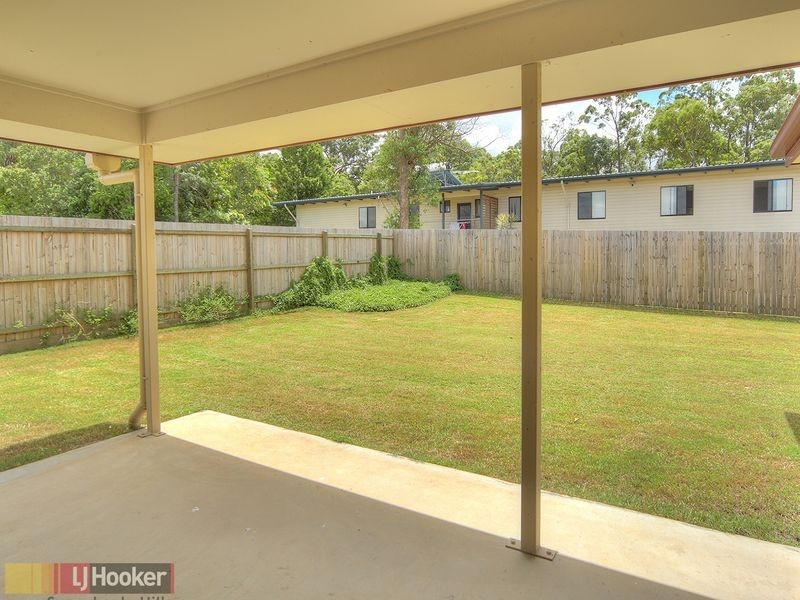 7 Dily Street, Hillcrest QLD 4118