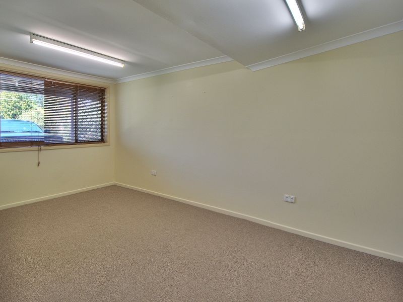 4 Satinwood Street, Crestmead QLD 4132
