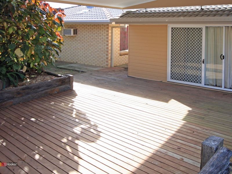 14 Forestgum Grove, Regents Park QLD 4118