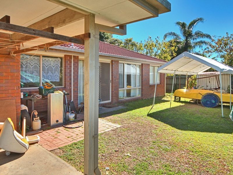 80 Federation Drive, Hillcrest QLD 4118