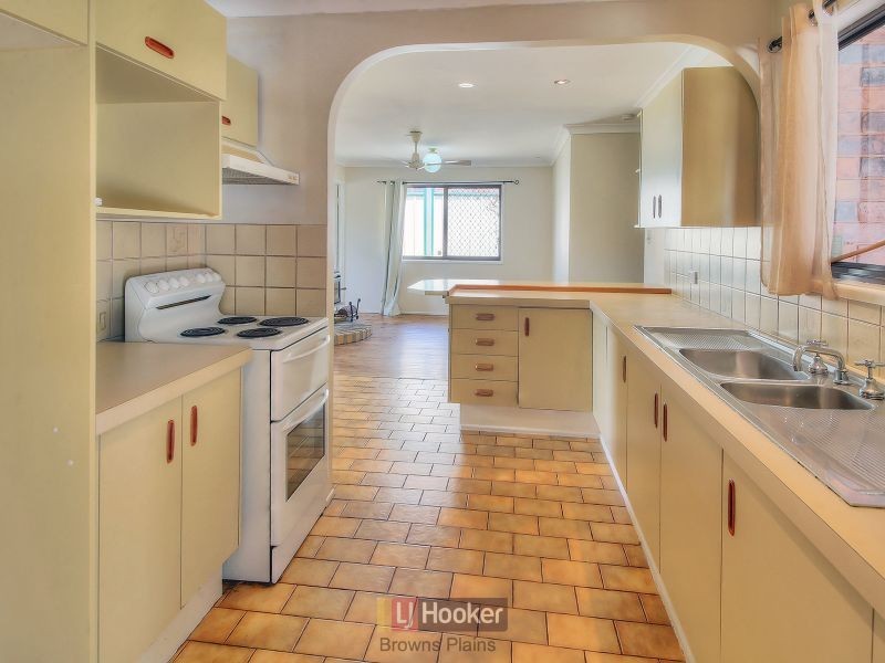 44 Dracon Street, Regents Park QLD 4118