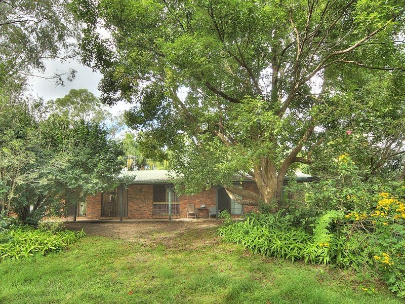 9 Robin Court, Forestdale QLD 4118