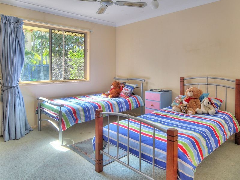 1 Daisy Court, Calamvale QLD 4116