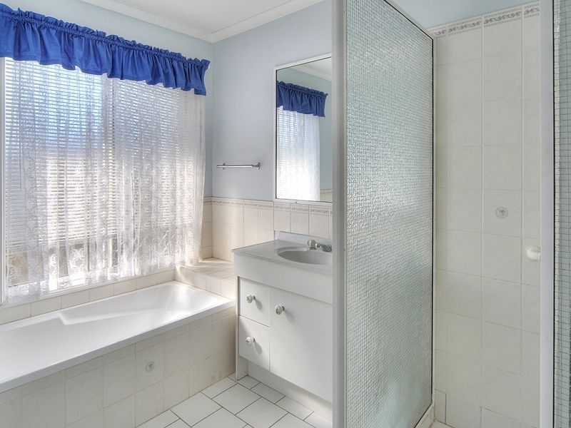 43 Mackellar Drive, Boronia Heights QLD 4124