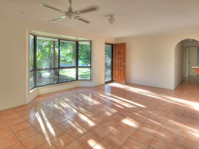 11 Callide Court, Marsden QLD 4132