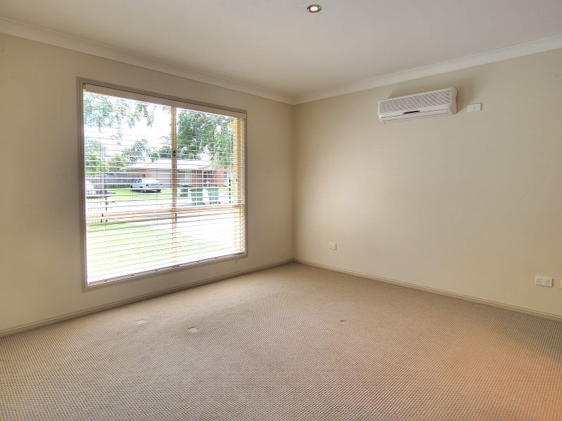 49 Mortlake Crescent, Boronia Heights QLD 4124