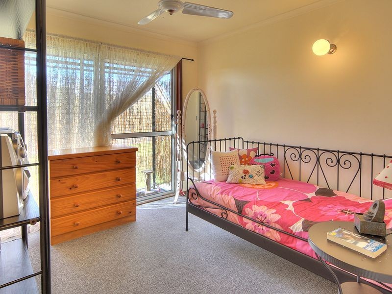 53 Limerick Drive, Crestmead QLD 4132