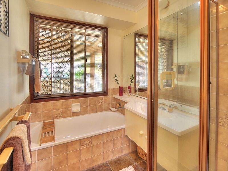 53 Limerick Drive, Crestmead QLD 4132