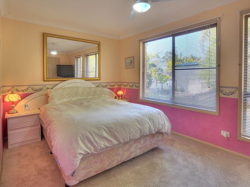 130 Merluna Road, Park Ridge South QLD 4125