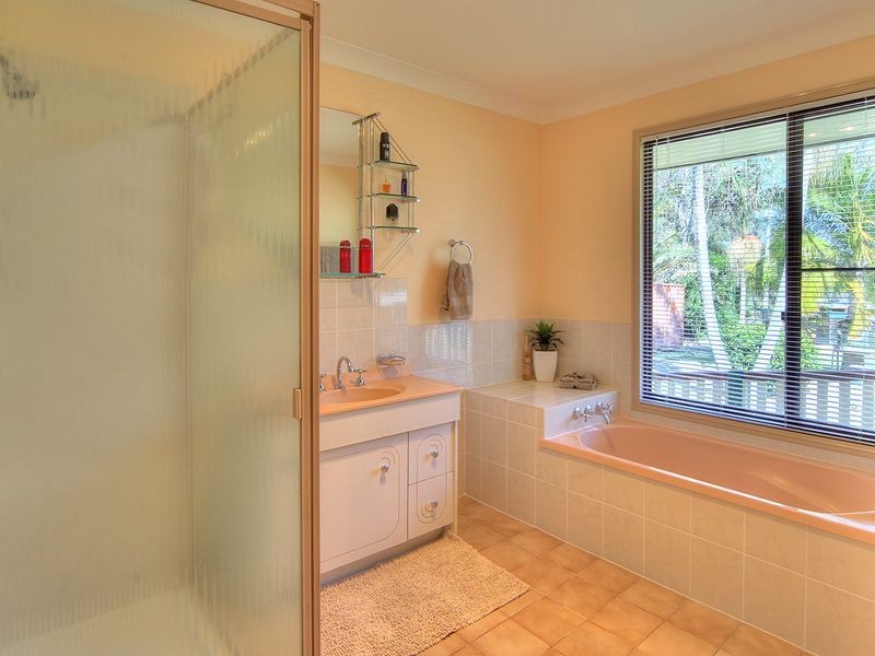 130 Merluna Road, Park Ridge South QLD 4125