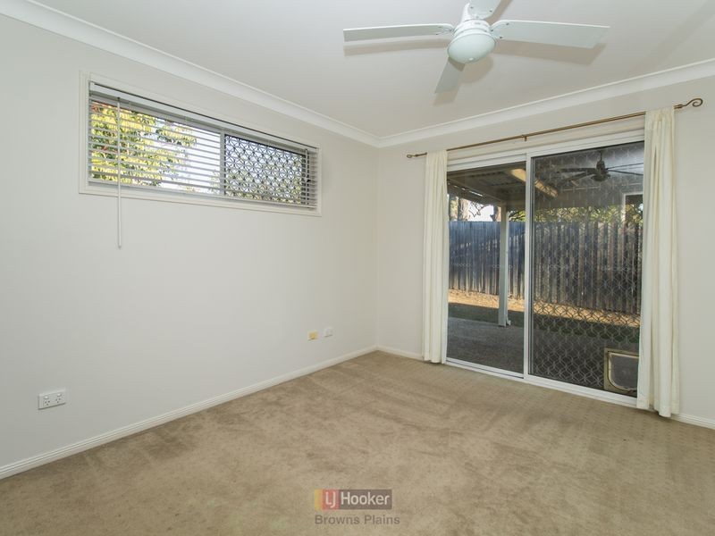 8 Parkland Avenue, Browns Plains QLD 4118