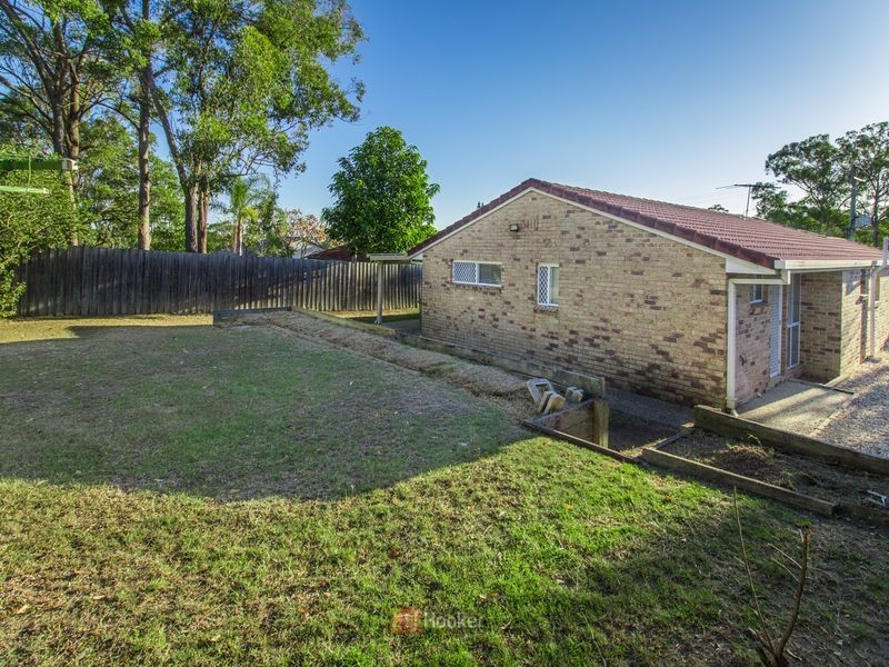 8 Parkland Avenue, Browns Plains QLD 4118