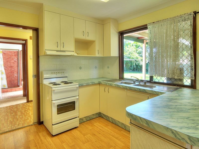 40 Mayfair Drive, Browns Plains QLD 4118