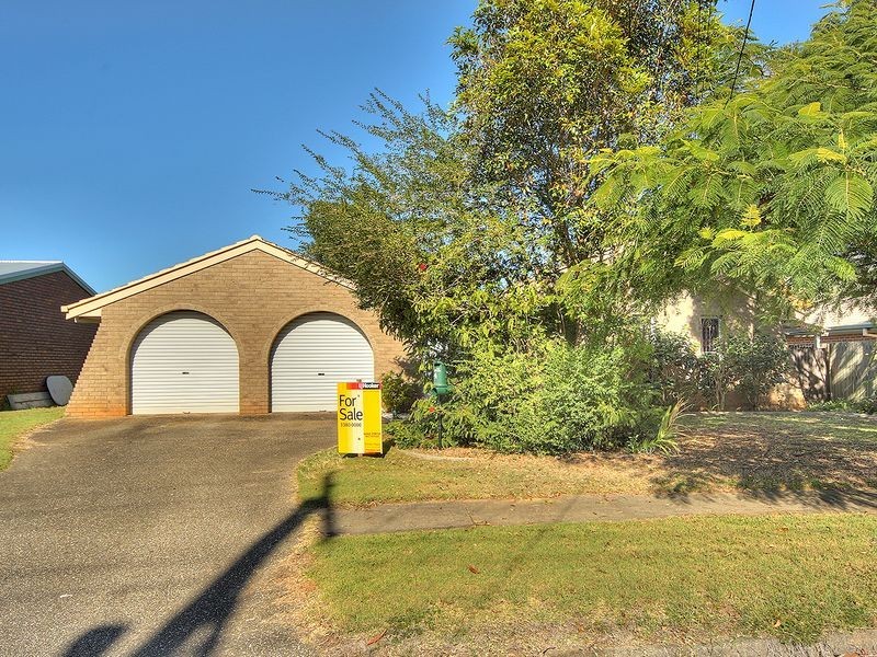 4 Seaton Street, Hillcrest QLD 4118