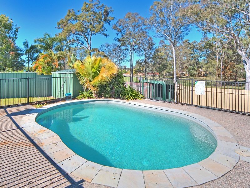 30 Strathallen Drive, Boronia Heights QLD 4124