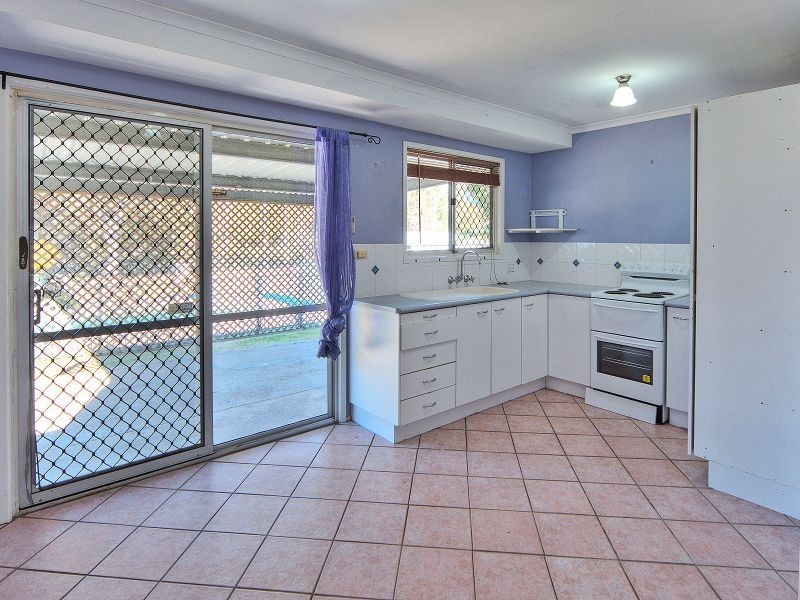 30 Strathallen Drive, Boronia Heights QLD 4124
