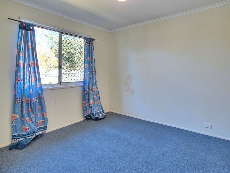 30 Strathallen Drive, Boronia Heights QLD 4124