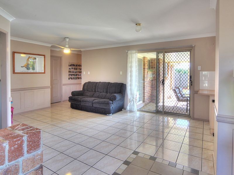 19 Nicole Place, Crestmead QLD 4132