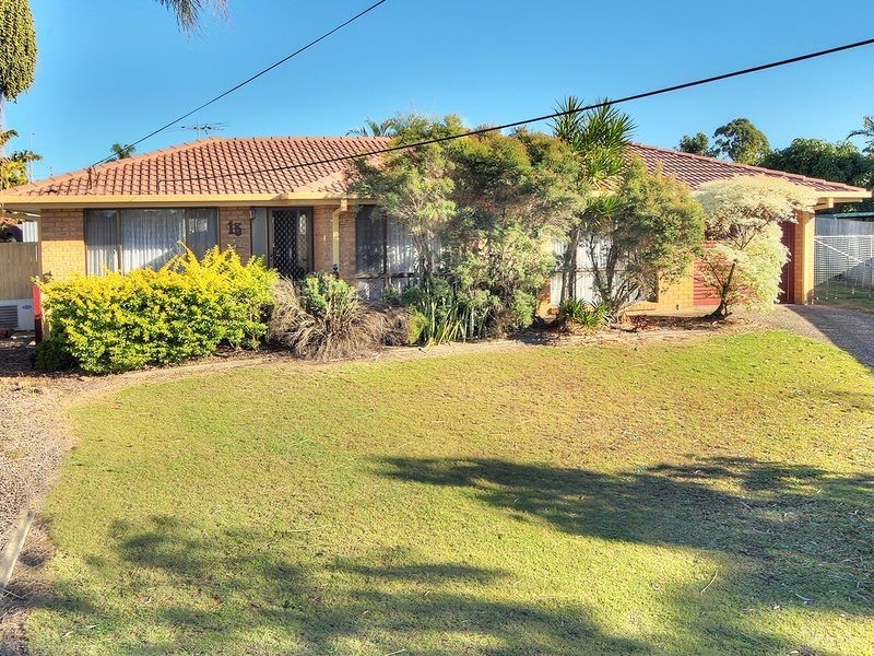 15 Beaufortia Court, Regents Park QLD 4118