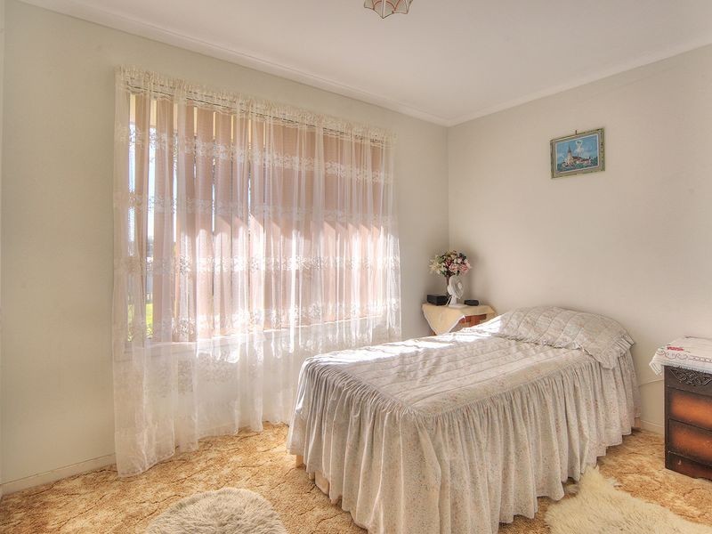14 Vansittart Road, Regents Park QLD 4118