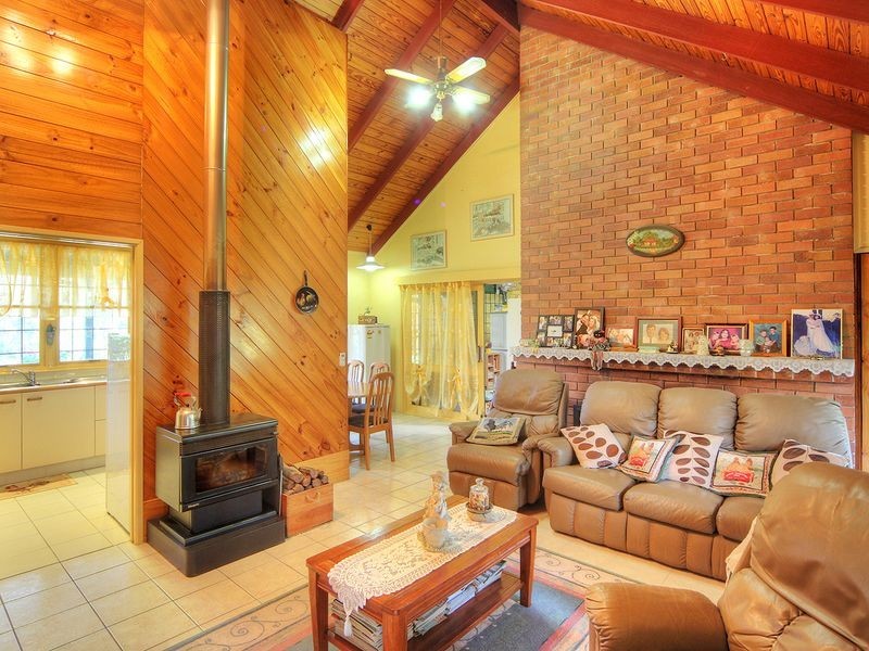 67 Friar Road, Munruben QLD 4125