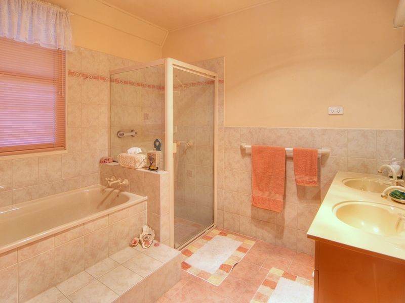 67 Friar Road, Munruben QLD 4125