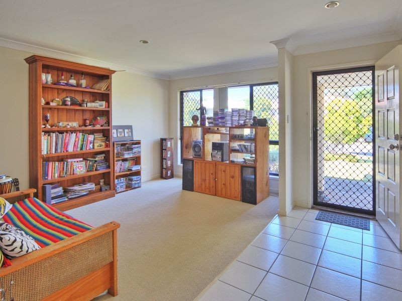 11 Webcke Avenue, Crestmead QLD 4132