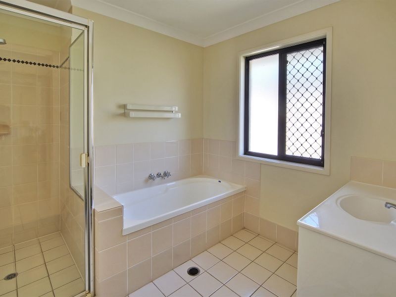 11 Webcke Avenue, Crestmead QLD 4132