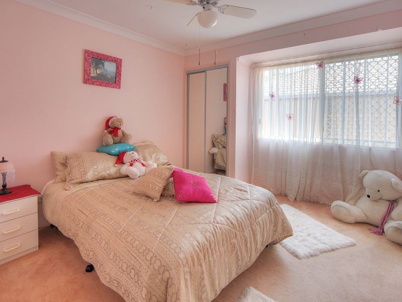 4 Price Court, Crestmead QLD 4132