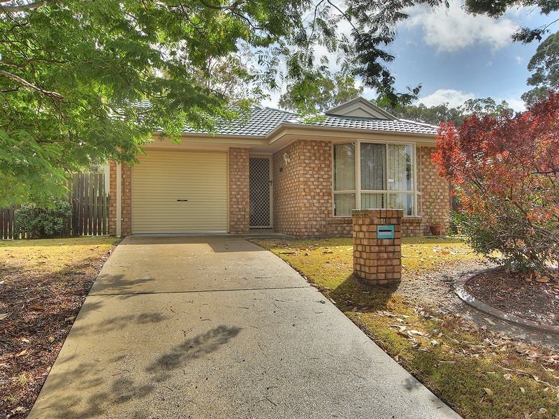 4 Isaac Court, Hillcrest QLD 4118