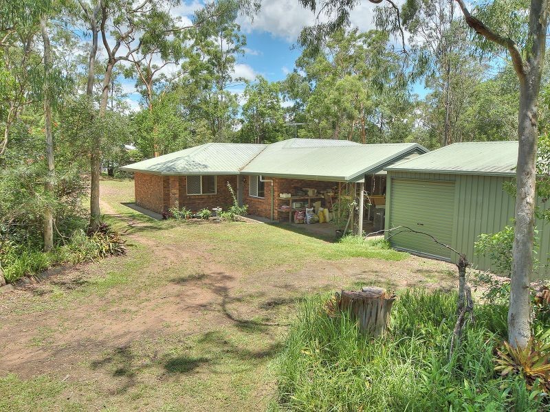 84 Archer Court, Chambers Flat QLD 4133