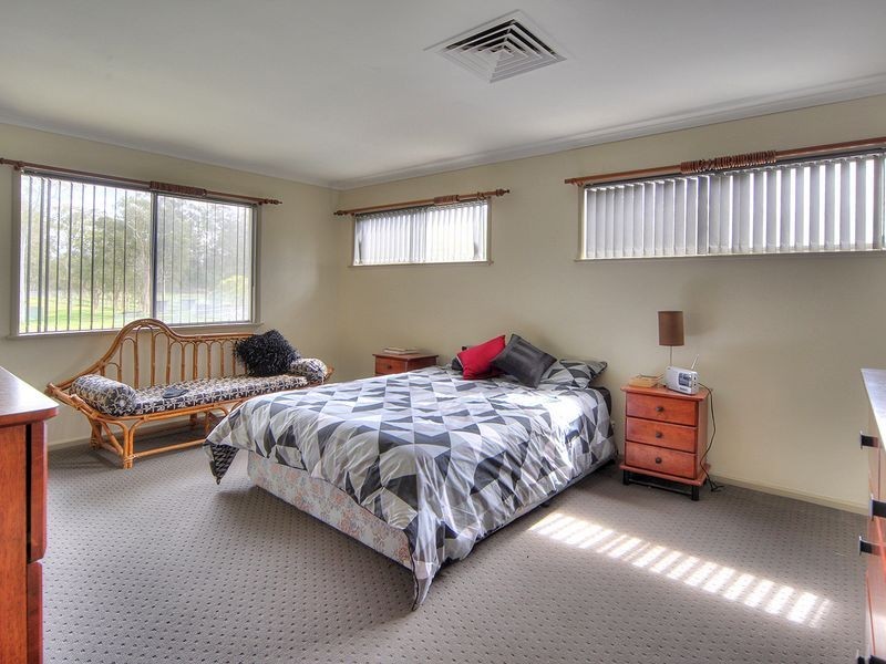 77 Smith Road, Park Ridge South QLD 4125