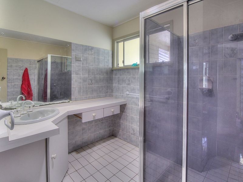 77 Smith Road, Park Ridge South QLD 4125