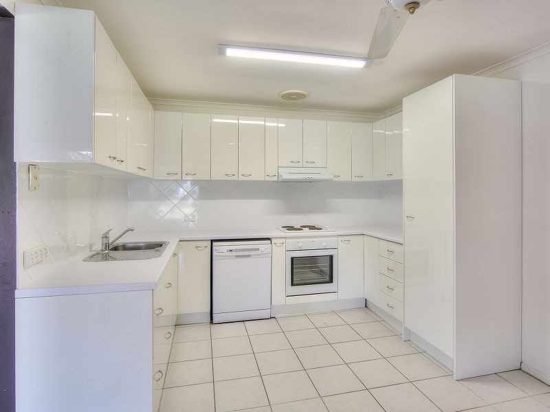 39 Volant Street, Regents Park QLD 4118