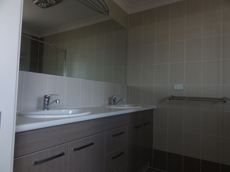 131 Trinity Way, Drewvale QLD 4116